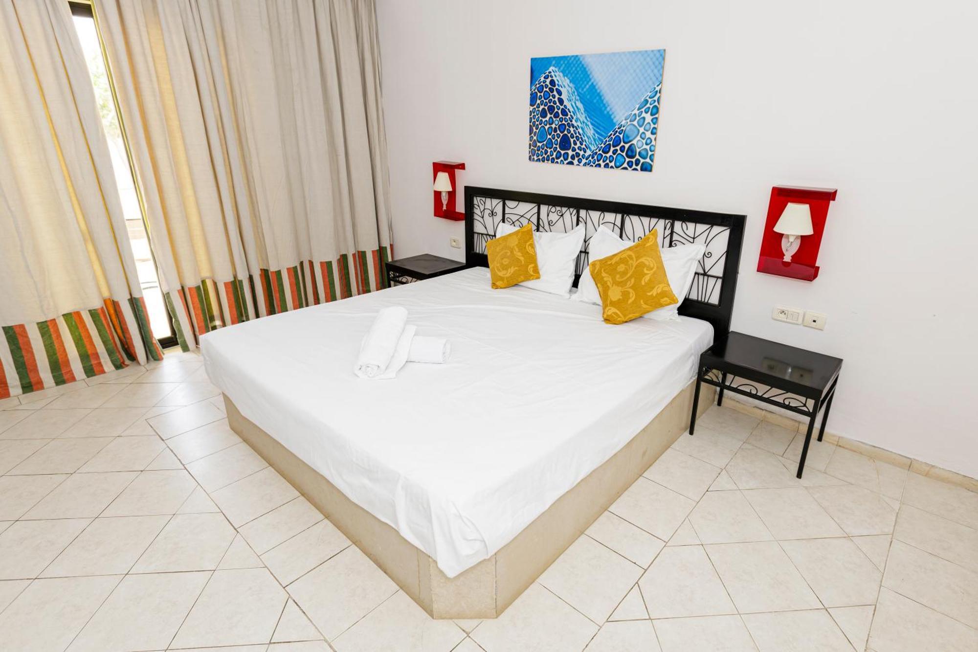 Le Petit Palais Djerba & Spa Хумт-Сук Экстерьер фото